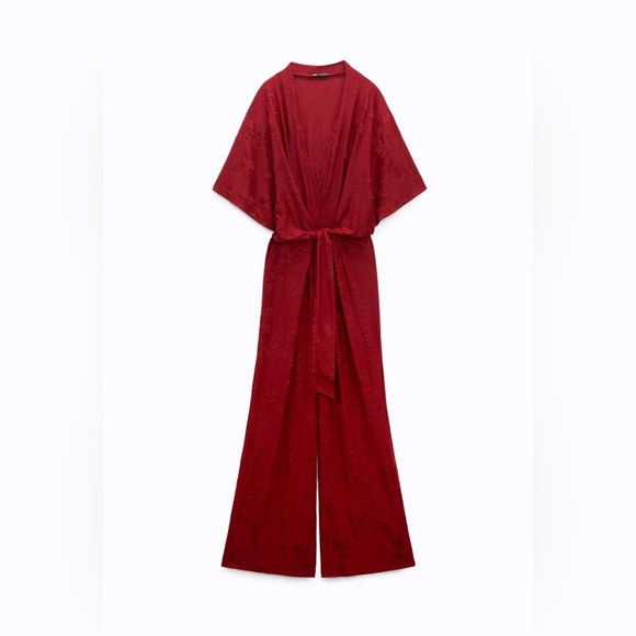 Zara SHORT SLEEVE JUMPSUIT WITH SURPLICE V-NECKLINE. TIED BELT. - Picture 5 of 7